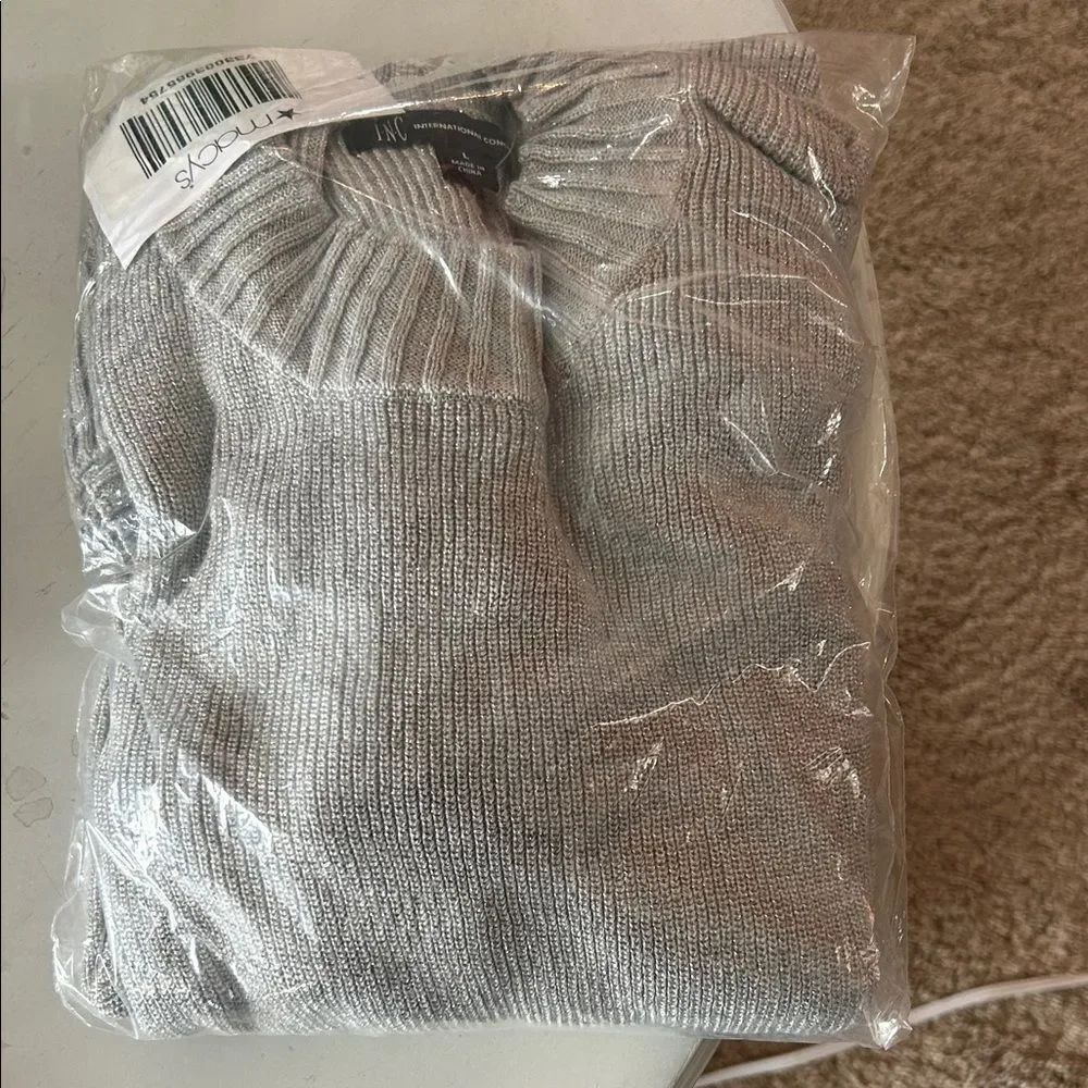INC International Concepts Silver Ribbed Sweater size L. B2
